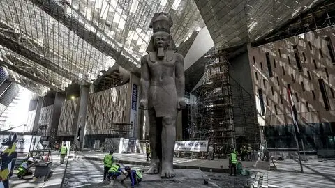 Grand Egyptian Museum, Pyramids, Sphinx Tour & Lunch